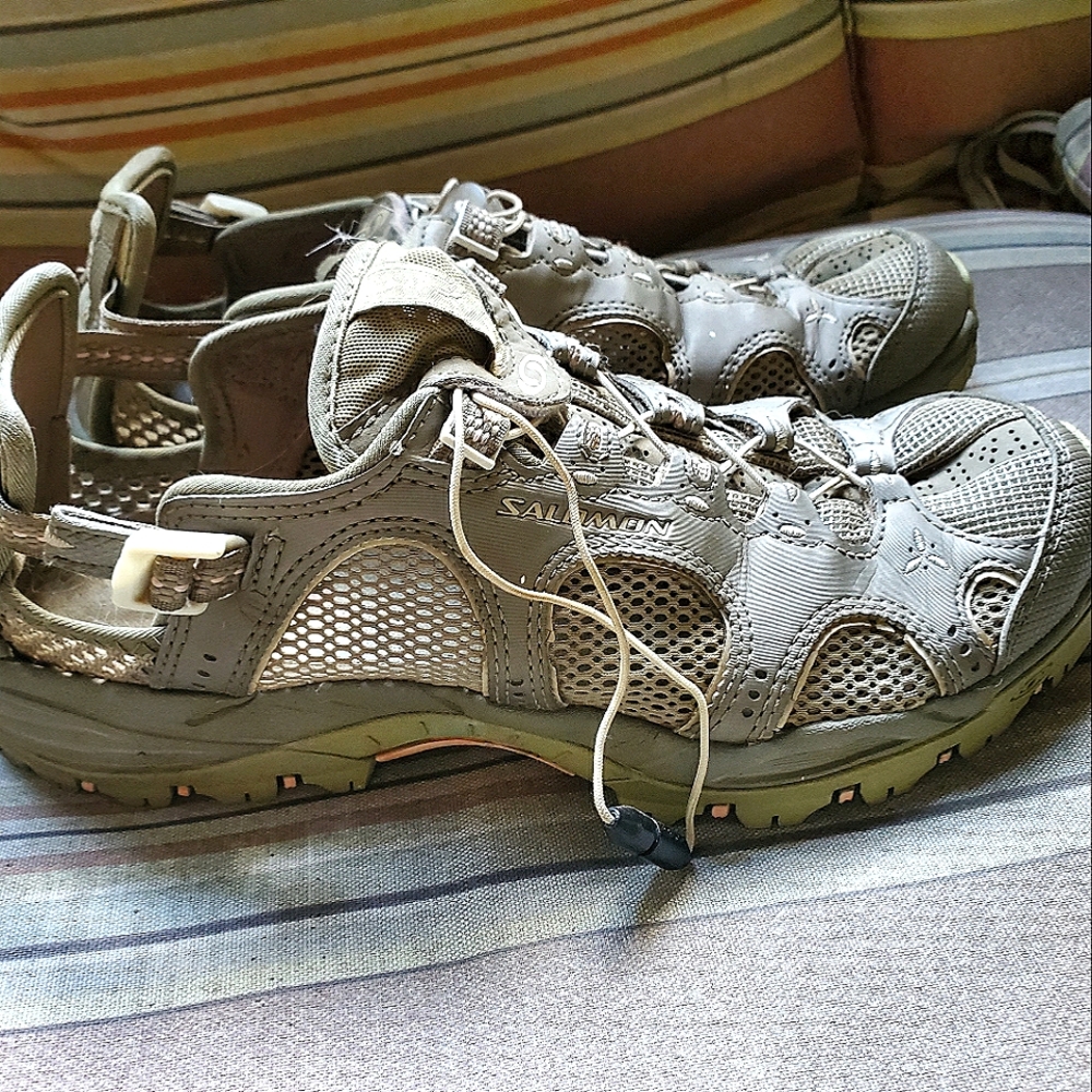 Salomon Contragrip 643001 Sz 7.5 US womens